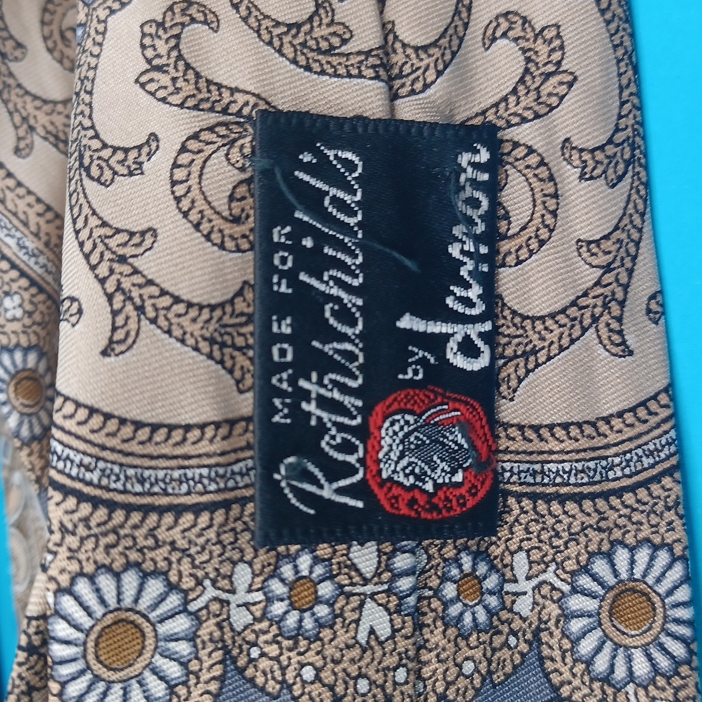 Damon tie - Picture 2 of 2